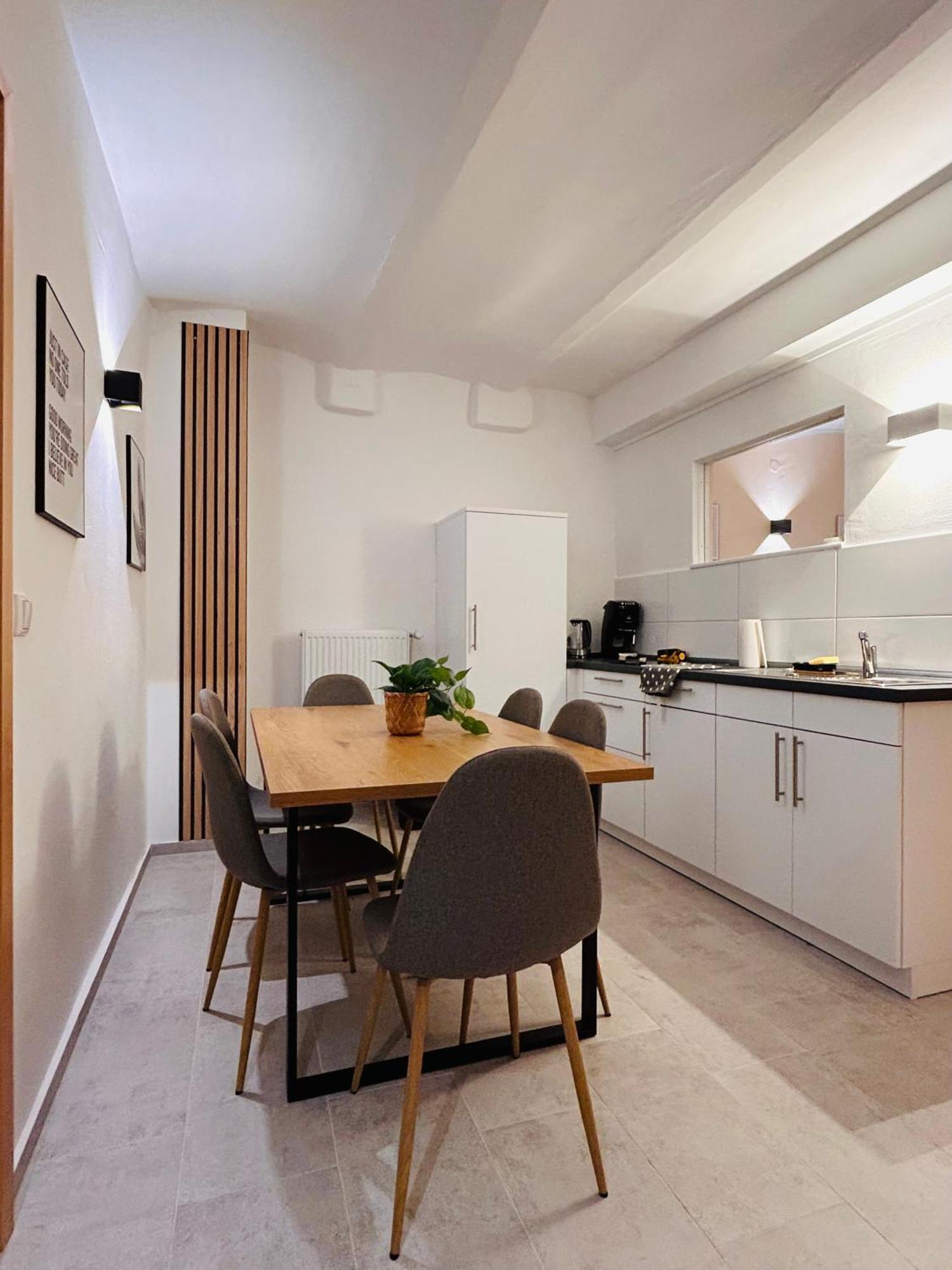 Gemuetliches Apartment - Beste Lage Cassel Extérieur photo